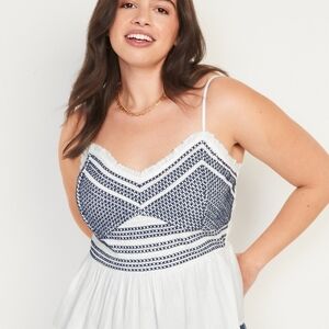 Old Navy White and Blue Patterned Spaghetti Strap Top Size 4X. NWT